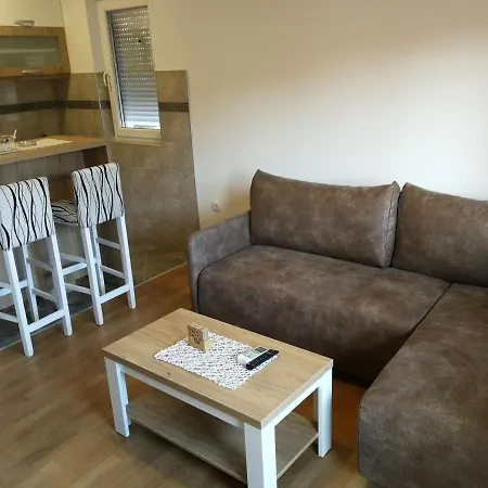 Apartment President 034 *