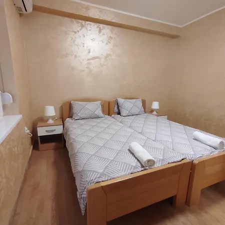 Apartment President 034