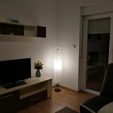 Apartment President 034